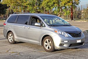 2010 Toyota Sienna LE
